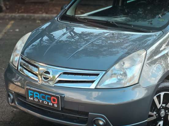 NISSAN-LIVINA-1.8 SL 16V FLEX 4P AUTOMÁTICO NISSAN-LIVINA-2012