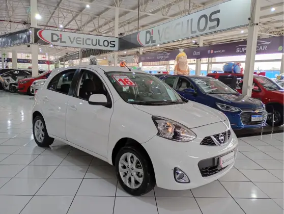 NISSAN MARCH 1.6 SV 16V FLEX 4P MANUAL