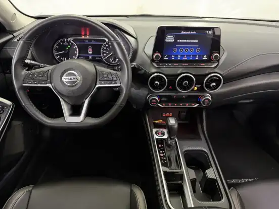 NISSAN-SENTRA-2023