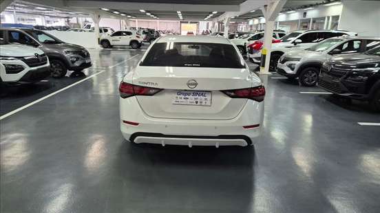 NISSAN-SENTRA-2024