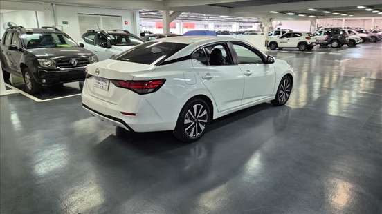 NISSAN-SENTRA-2024