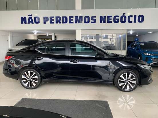 NISSAN-SENTRA-2023