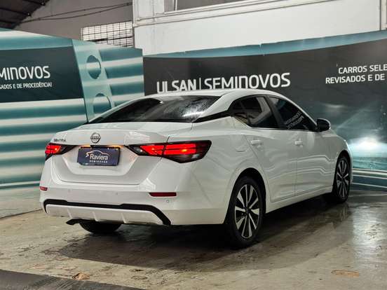 NISSAN-SENTRA-2024