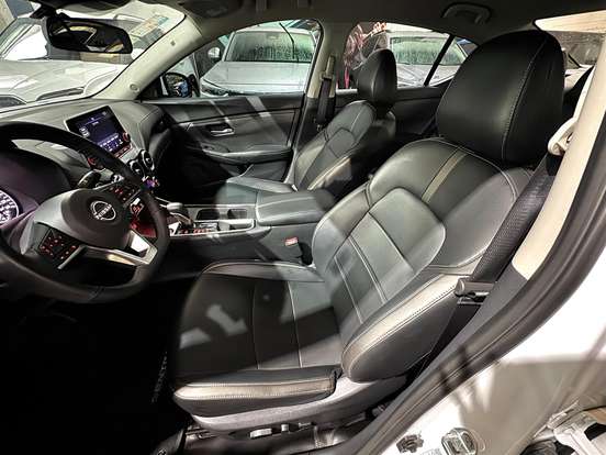 NISSAN-SENTRA-2024