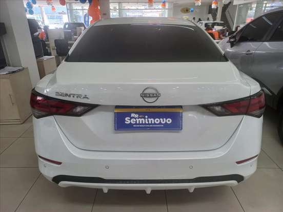 NISSAN-SENTRA-2025