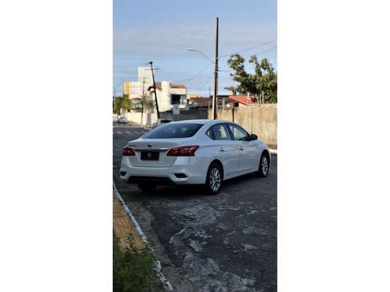 NISSAN-SENTRA-2016