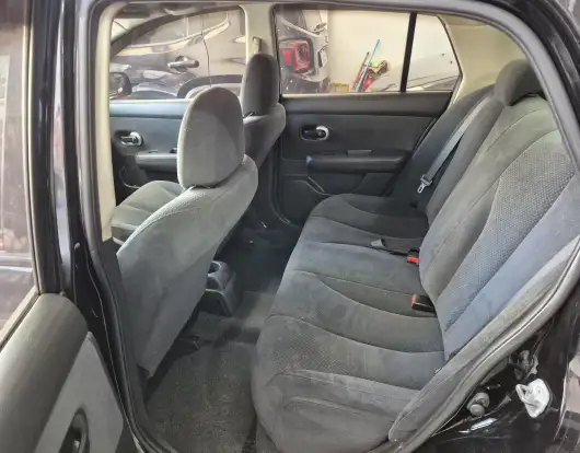 NISSAN-TIIDA-1.8 SEDAN 16V FLEX 4P AUTOMATICO NISSAN-TIIDA-2012