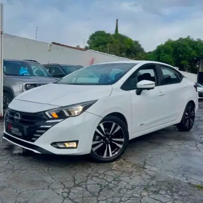 NISSAN-VERSA-2023