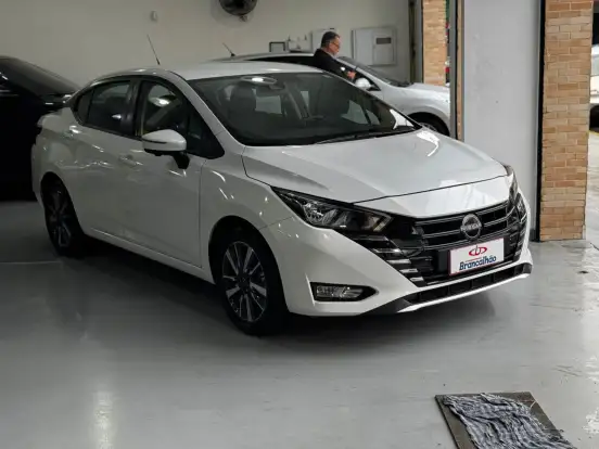 NISSAN-VERSA-2025