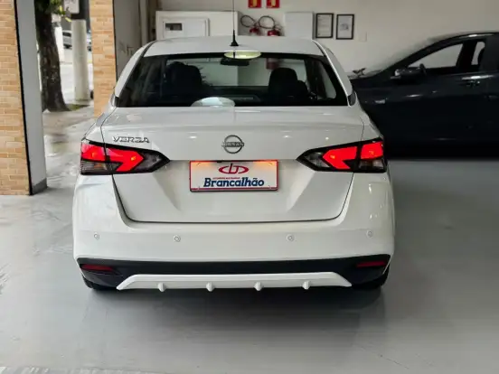 NISSAN-VERSA-2025