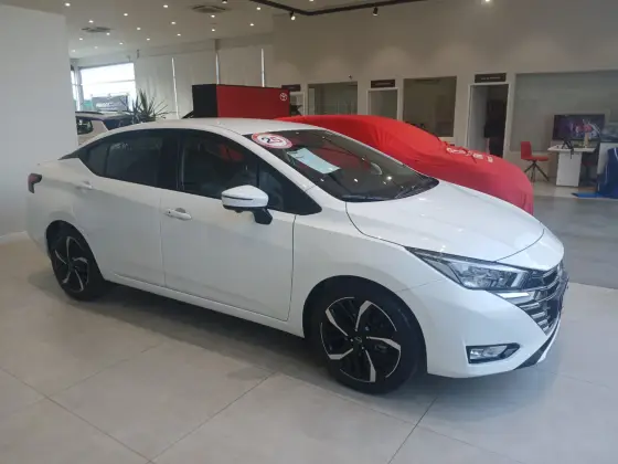 NISSAN VERSA 1.6 16V FLEX EXCLUSIVE XTRONIC