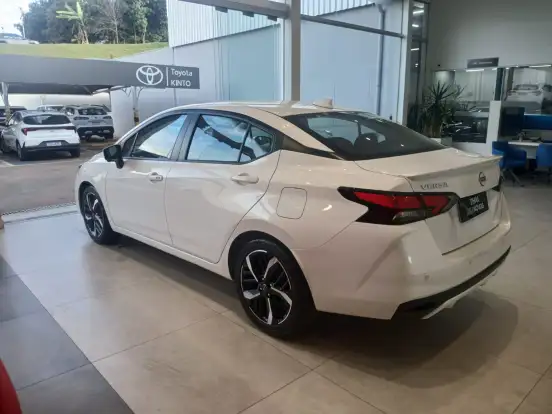 NISSAN-VERSA-2024