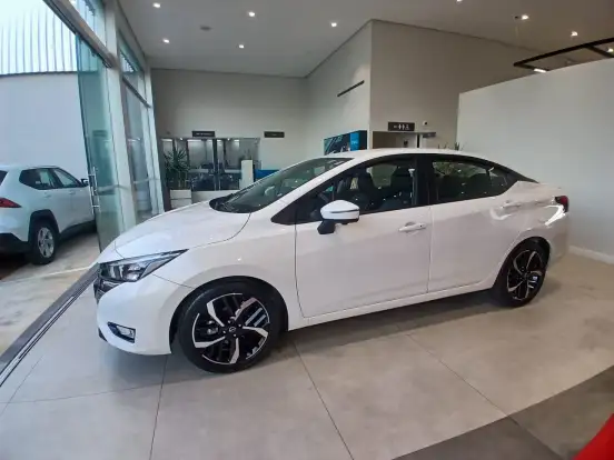 NISSAN-VERSA-2024