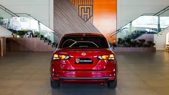 NISSAN-VERSA-2025