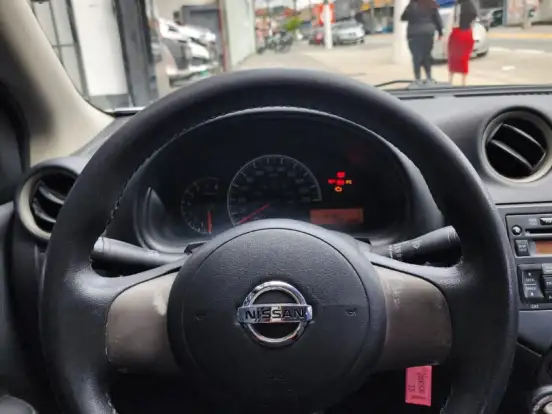 NISSAN-VERSA-1.6 16V FLEX S 4P MANUAL NISSAN-VERSA-2012