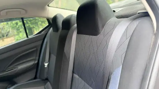 NISSAN-VERSA-2024
