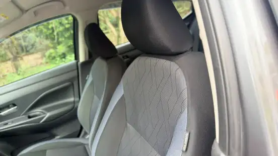 NISSAN-VERSA-2024