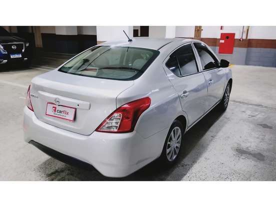 NISSAN-VERSA-2015