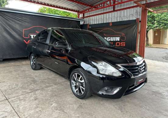 NISSAN-VERSA-2018
