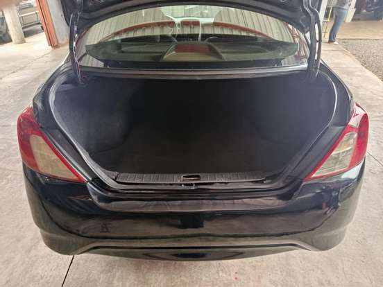 NISSAN-VERSA-2018