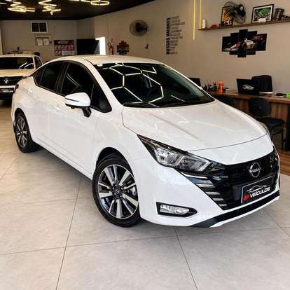 NISSAN-VERSA-2025
