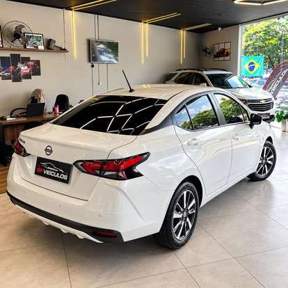 NISSAN-VERSA-2025