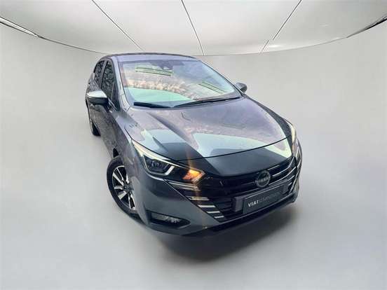 NISSAN-VERSA-2023