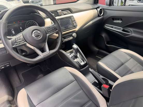 NISSAN-VERSA-2022