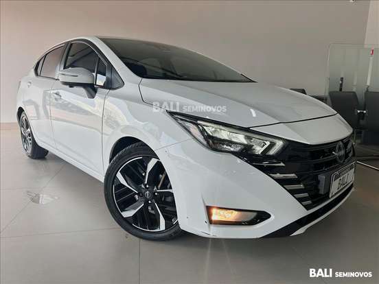 NISSAN-VERSA-2024