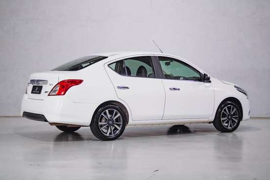 NISSAN-VERSA-1.6 16V FLEXSTART SL 4P XTRONIC NISSAN-VERSA-2017