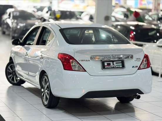NISSAN-VERSA-1.6 16V FLEXSTART UNIQUE 4P XTRONIC NISSAN-VERSA-2018