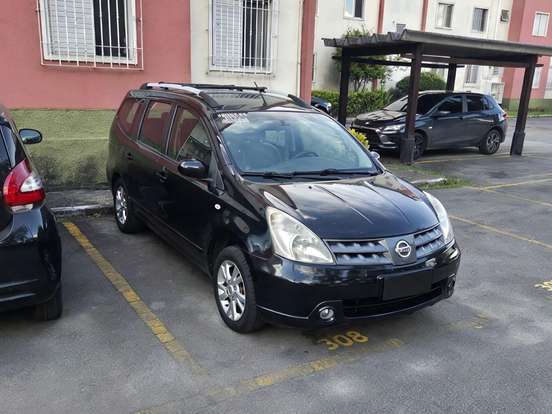 NISSAN-GRAND LIVINA-1.8 SL 16V FLEX 4P AUTOMÁTICO NISSAN-GRAND LIVINA-2012