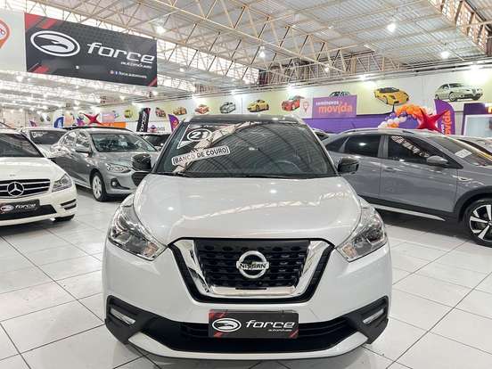 NISSAN-KICKS-2020