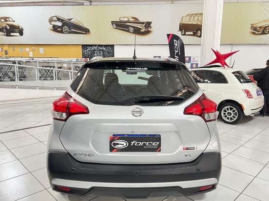 NISSAN-KICKS-2020