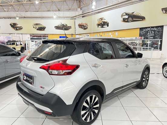 NISSAN-KICKS-2020