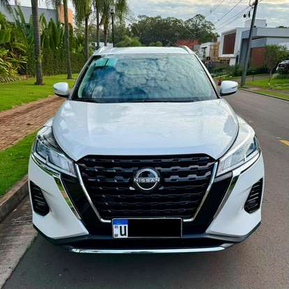 NISSAN-KICKS PLAY-2025