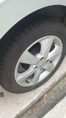 NISSAN-TIIDA-2012