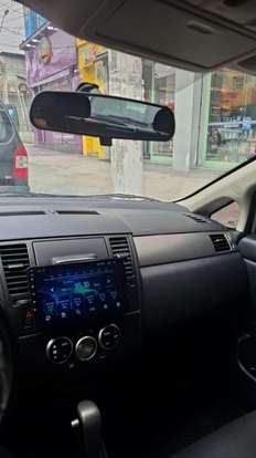 NISSAN-TIIDA-2012