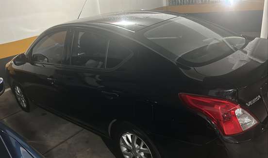 NISSAN-VERSA-2019