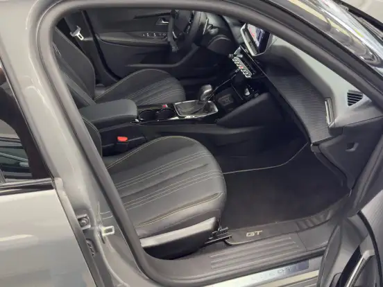 PEUGEOT-2008-1.0 TURBO 200 HYBRID GT CVT PEUGEOT-2008-2025
