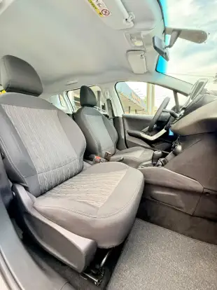 PEUGEOT-2008-2021