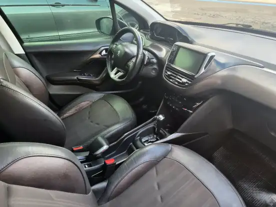 PEUGEOT-2008-2015