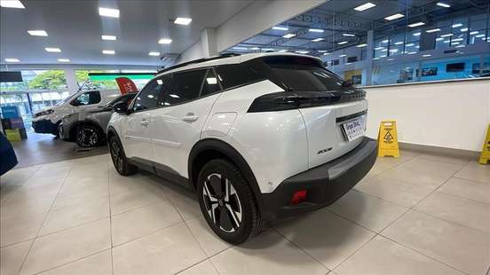 PEUGEOT-2008-2024
