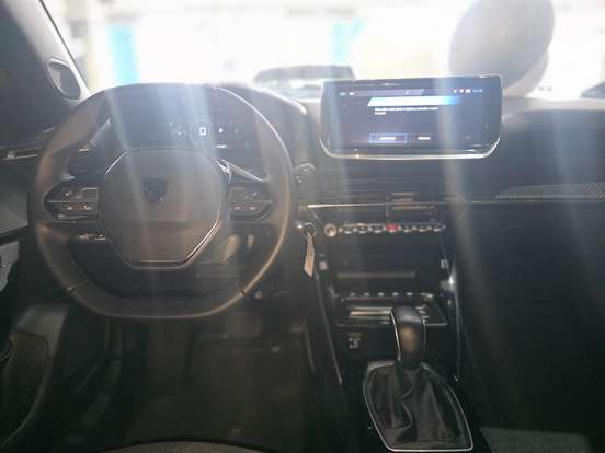 PEUGEOT-2008-2024