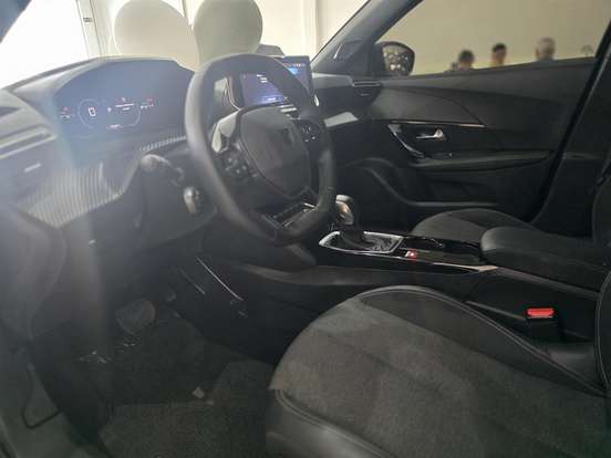 PEUGEOT-2008-1.0 TURBO 200 FLEX ACTIVE CVT PEUGEOT-2008-2024