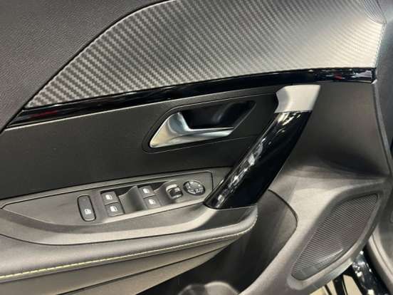 PEUGEOT-2008-2025