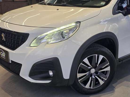 PEUGEOT-2008-2021