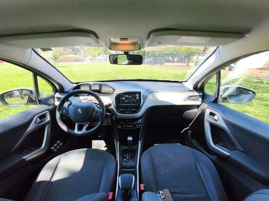 PEUGEOT-2008-2015