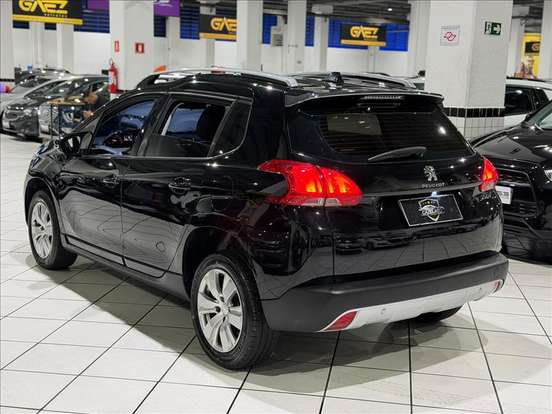 PEUGEOT-2008-2017