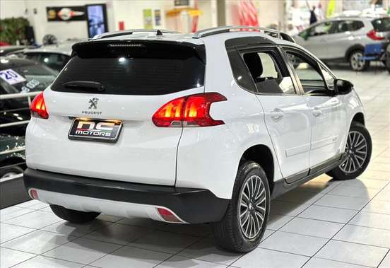 PEUGEOT-2008-2019